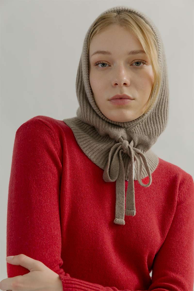 Balaclava Donna Cashmere con Lacci Magda - Rifò Lab Moda circolare made in Italy