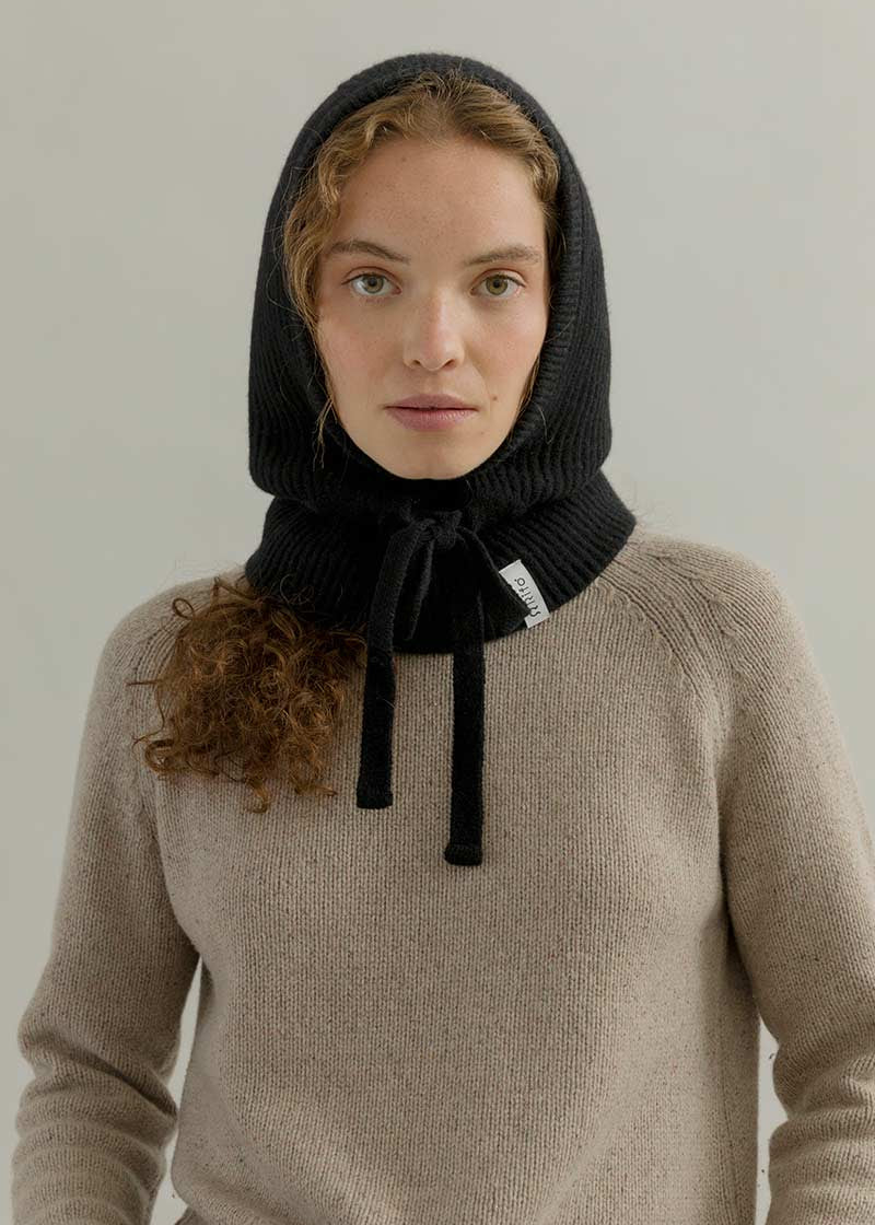 Balaclava Donna Cashmere con Lacci Magda - Rifò Lab Moda circolare made in Italy