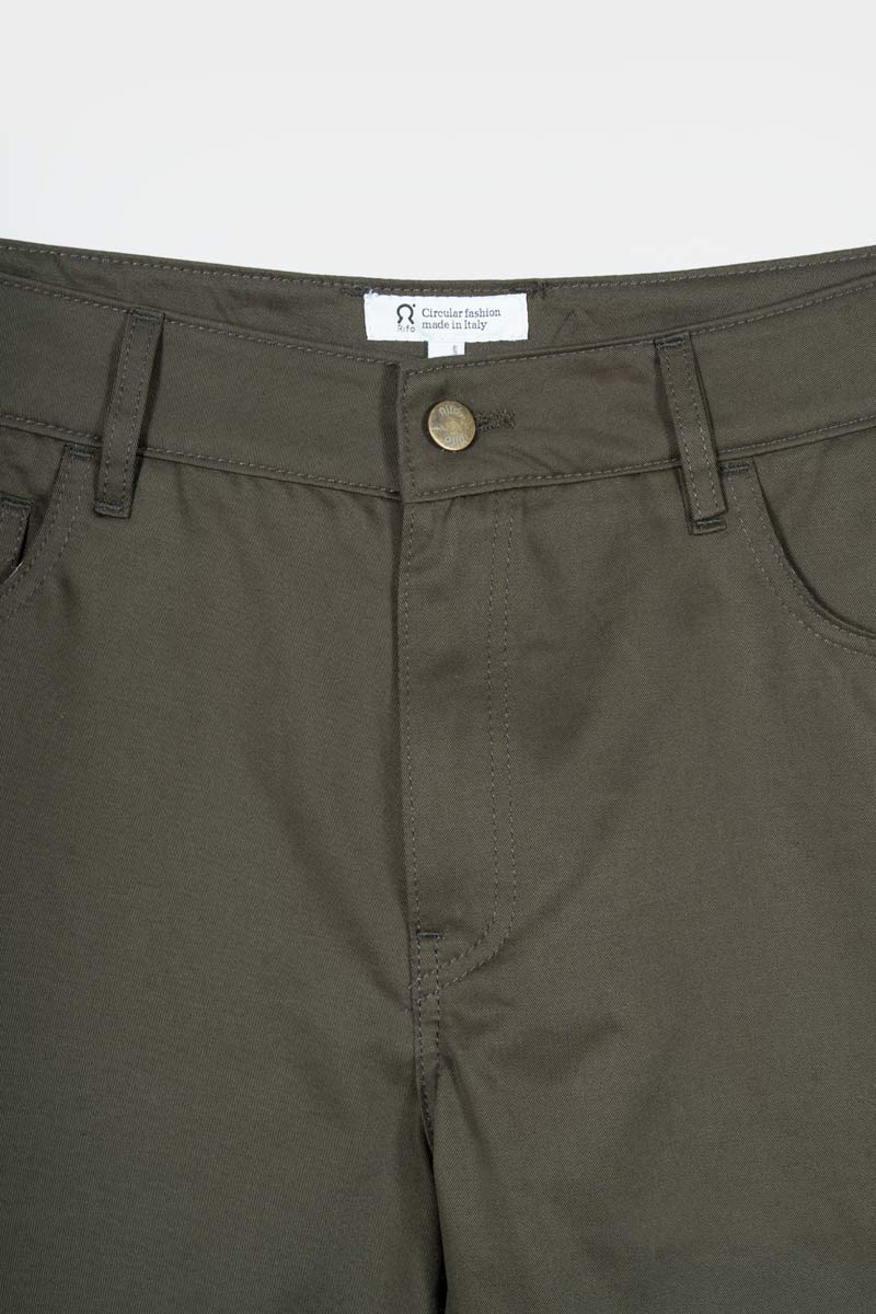 Pantaloni Bermuda Uomo Cargo Cotone Blu Verde Militare - Rifò Lab Moda circolare made in Italy