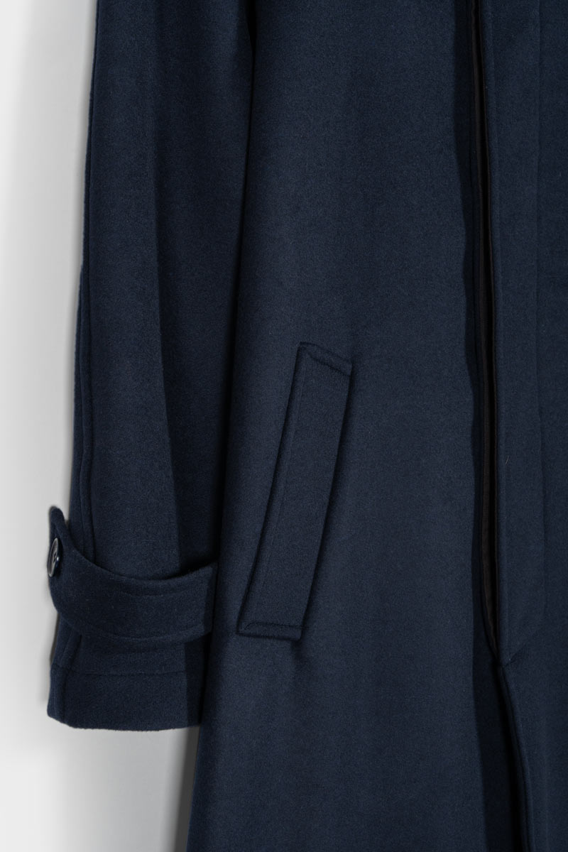 Cappotto Lungo Donna Lana Rigenerata Helga Blu - Rifò Lab Moda circolare made in Italy 