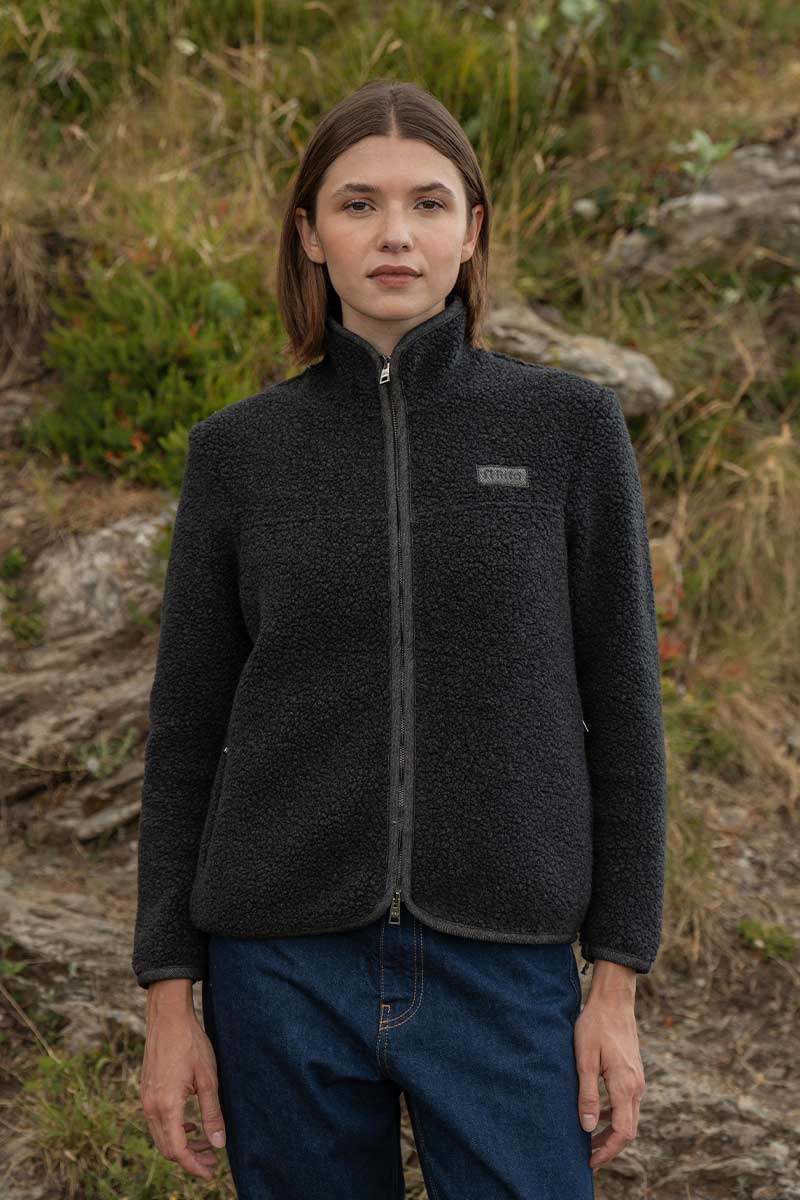Giacca Pile Donna Teddy Lana Margaret  100% Lana Rigenerata - Rifò Lab Moda circolare made in Italy 
Grigio Antracite