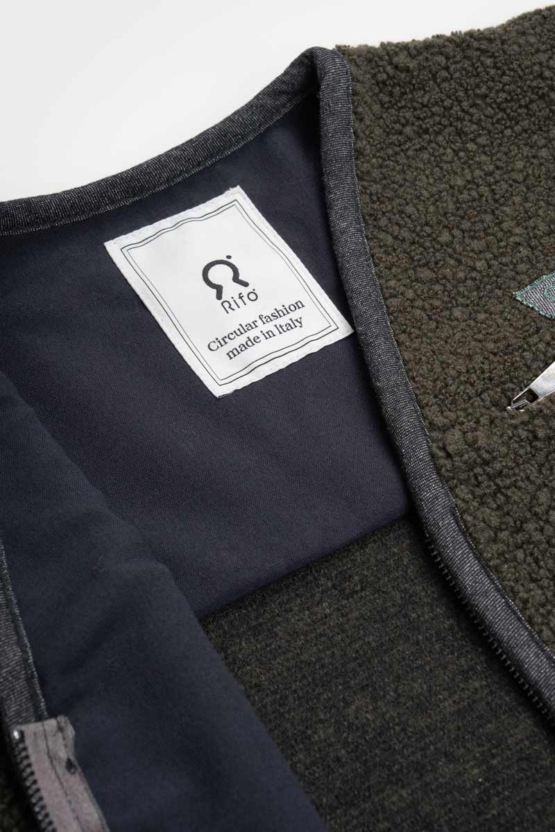 Gilet Pile Donna Uomo Lana Riciclata Andrew - Rifò Lab Moda circolare made in Italy
Grigio Antracite