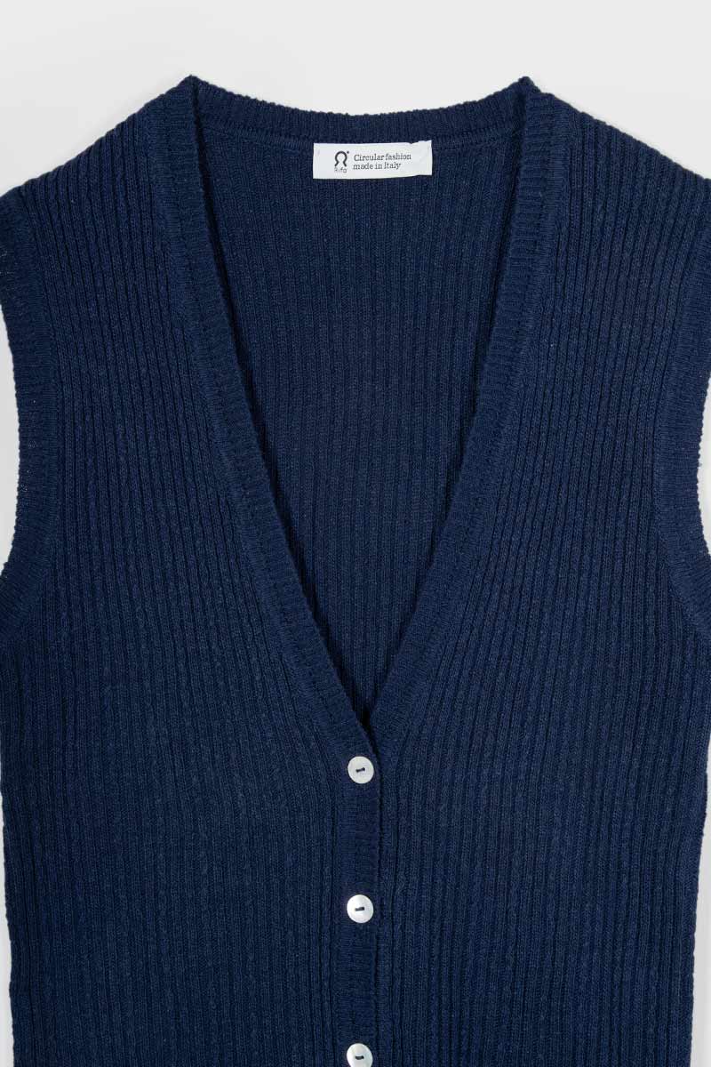 gilet con bottoni donna Lilia - gilet elegante donna seta rigenerata - Rifò Lab Moda circolare made in Italy