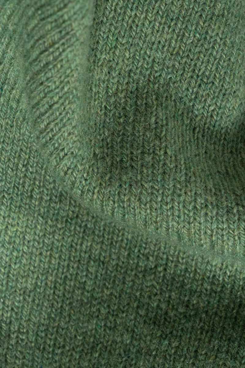 Maglia Donna Cashmere Rigenerato Edda Verde Bietola - Rifò moda circolare made in Italy