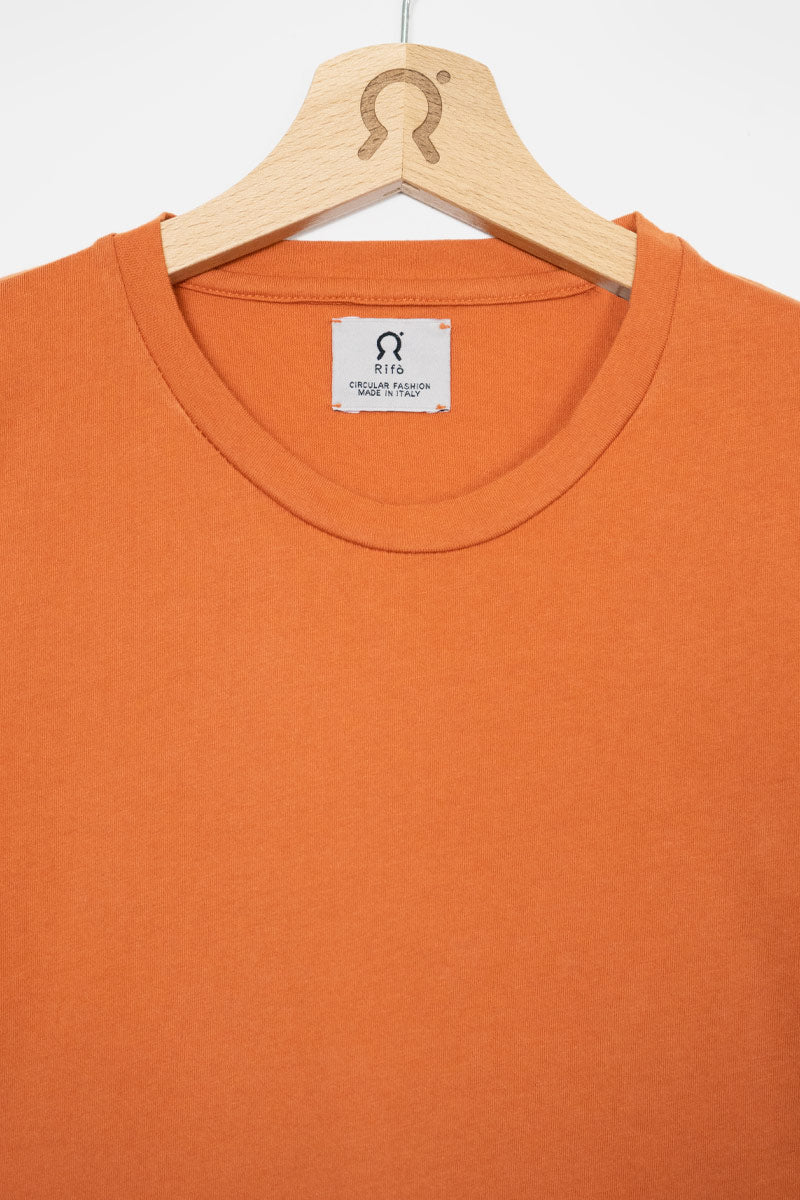 Arancio Argilla | tshirt cotone organico e cotone rigenerato uomo