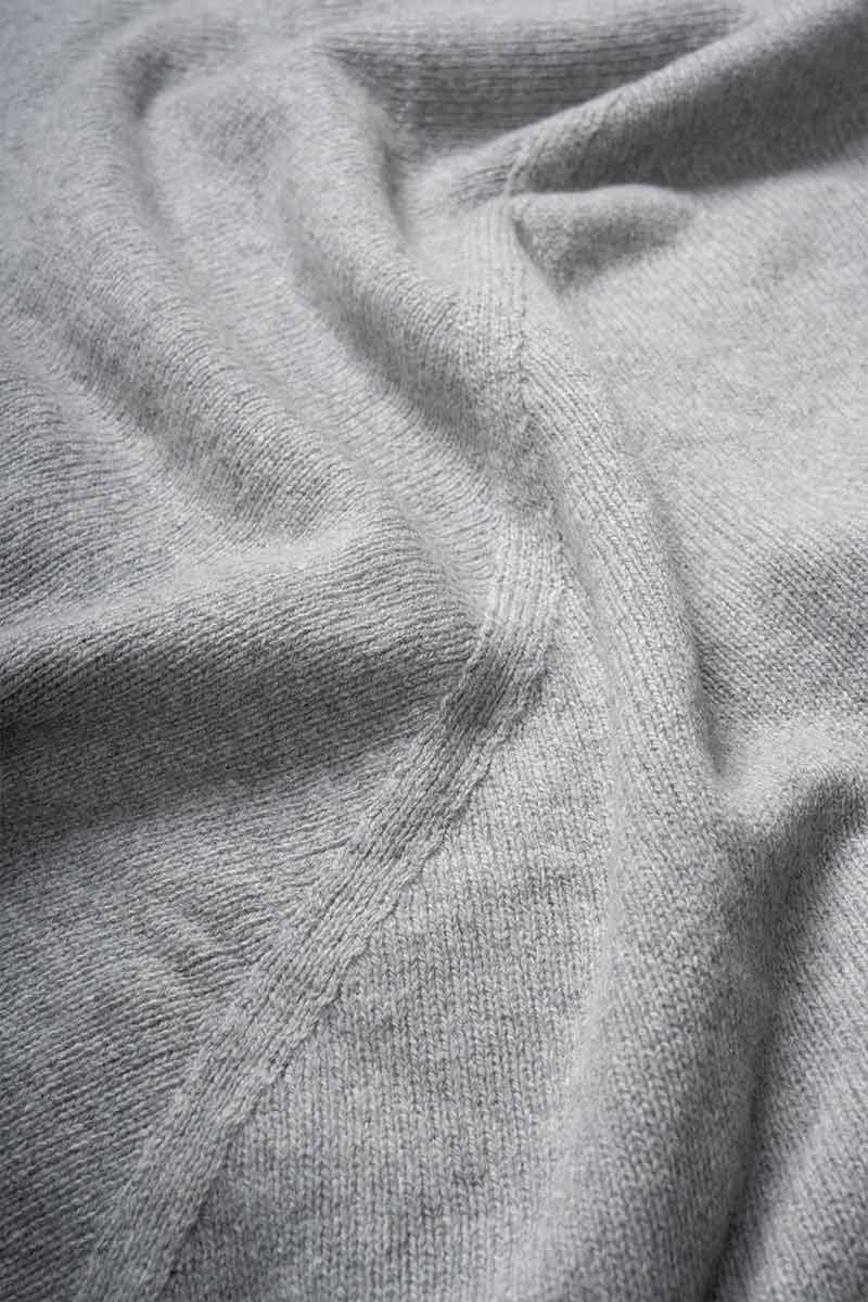 Poncho Collo Alto Donna Invernale Cashmere Elisabetta - Rifò Lab Moda circolare made in Italy
Grigio calce
