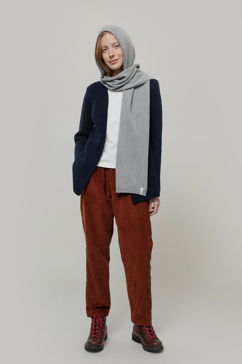 Sciarpa Cappuccio Cashmere Rigenerato Grigio Ilenia - Rifò Lab Moda circolare made in Italy