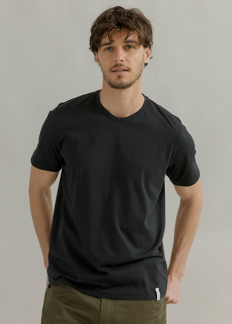 t shirt uomo cotone organico e cotone rigenerato Elio - Nero Corvino