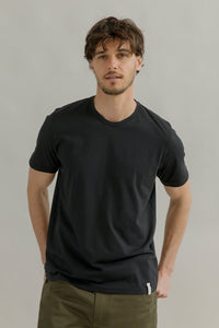 t shirt uomo cotone organico e cotone rigenerato Elio - Nero Corvino