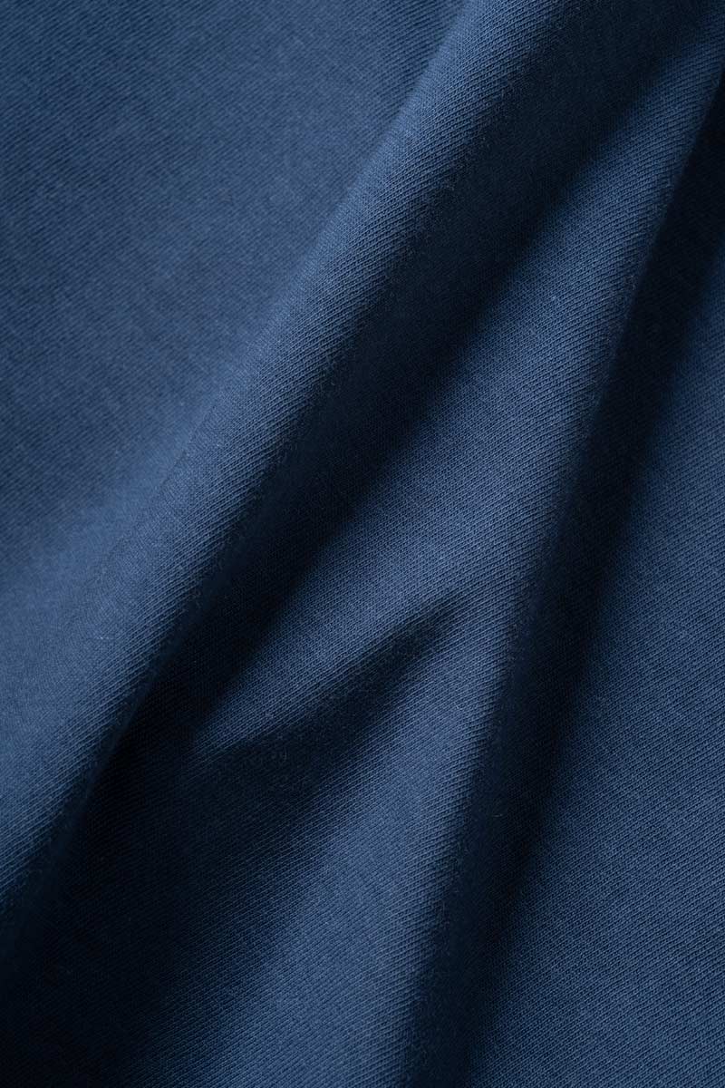 Blu Balena | tshirt cotone uomo organico e cotone rigenerato Elio