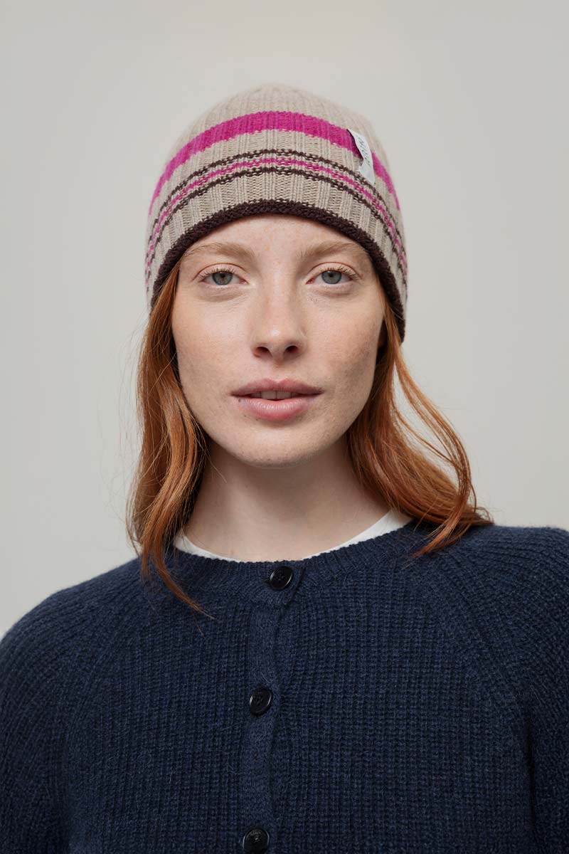 Cappello Cashmere Beanie Invernale a Righe Beige Mira - Rifò Lab Moda circolare made in Italy