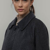 Cappotto Lungo Donna Lana Rigenerata Helga Grigio Scuro - Rifò Lab Moda circolare made in Italy 
