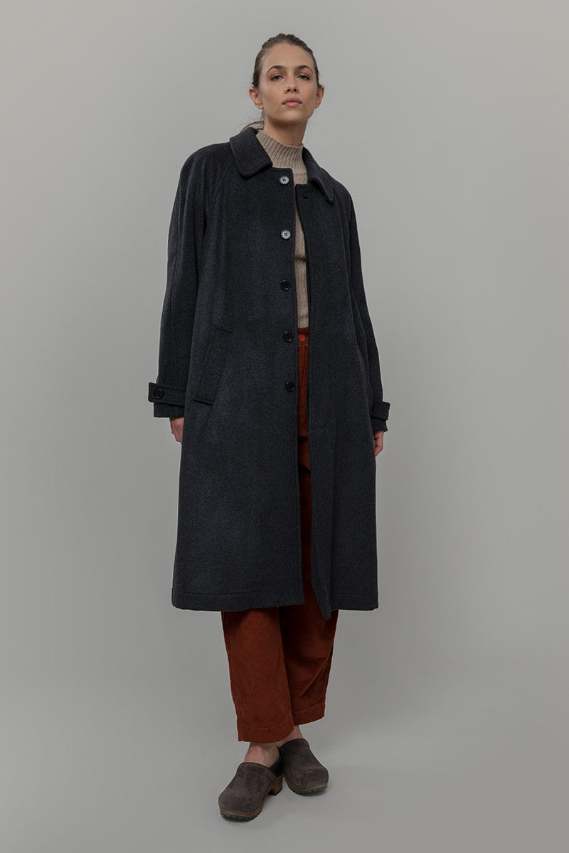 Cappotto Lungo Donna Lana Rigenerata Helga Grigio Scuro - Rifò Lab Moda circolare made in Italy 