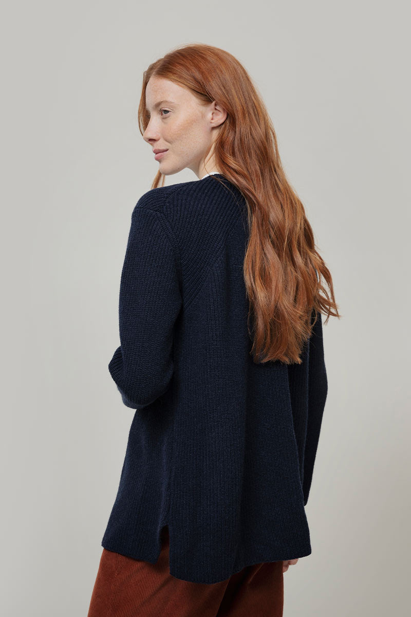 Cardigan Lungo Donna Lana Rigenerata Gioia - Rifò Lab Moda circolare made in Italy
Blu Mora