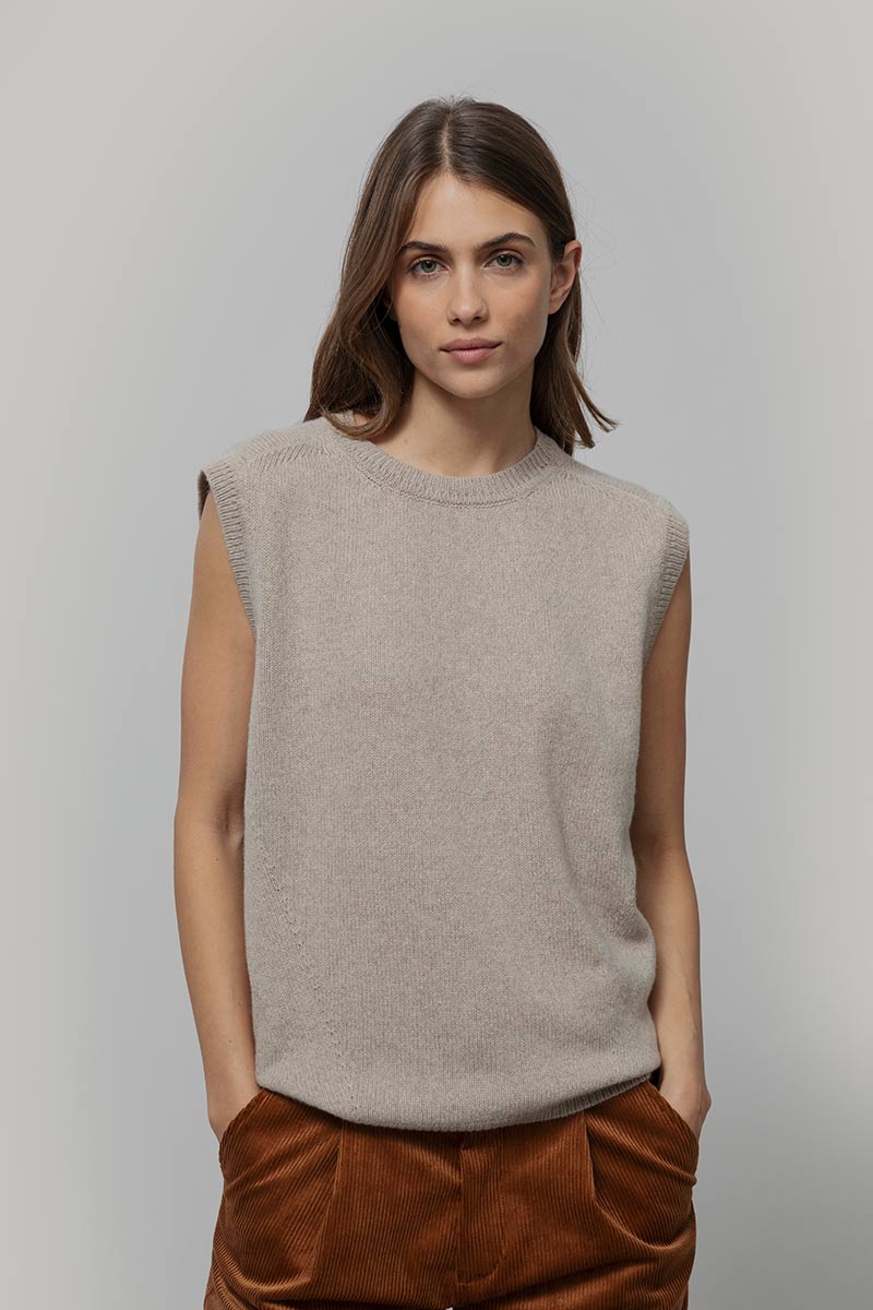 Gilet Donna in Maglia Cashmere Rigenerato Angela Smanicato Donna - Rifò Lab Moda circolare made in Italy
Beige Sabbia