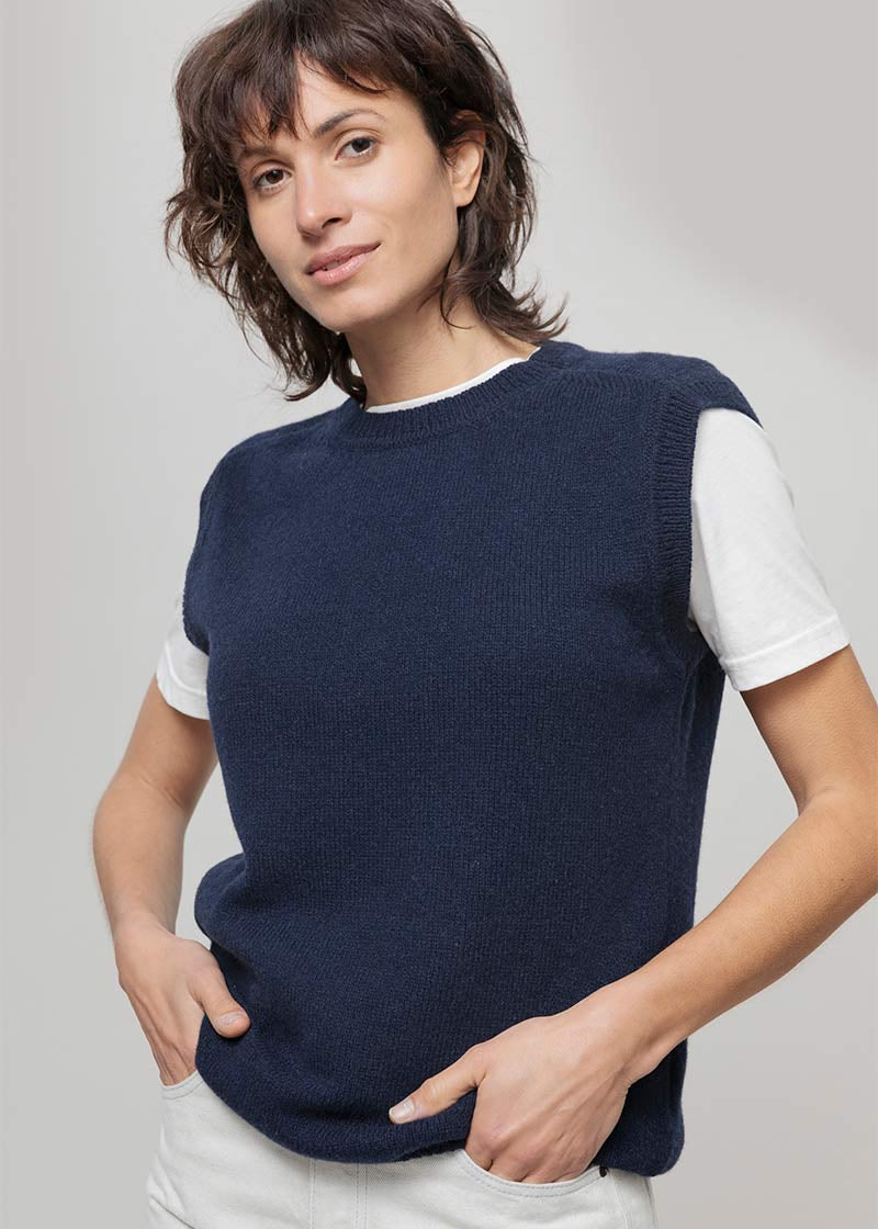 Gilet Donna in Maglia Cashmere Rigenerato Angela Smanicato Donna - Rifò Lab Moda circolare made in Italy
Blu Mora
