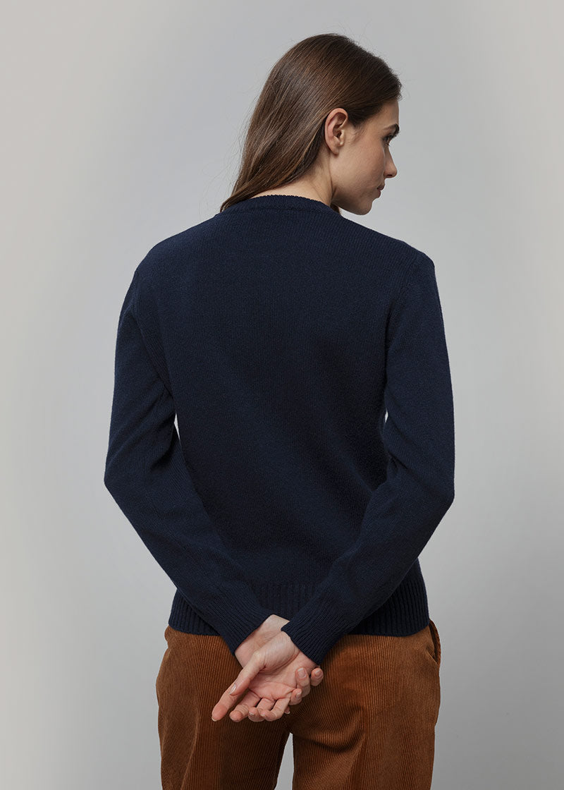 Maglia Donna Cashmere Rigenerato Edda Blu Mora - Rifò Lab Moda circolare made in Italy