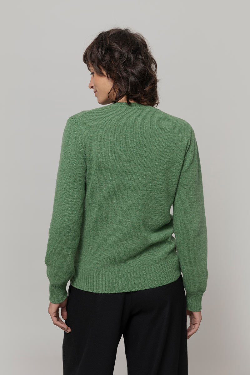 Maglia Donna Cashmere Rigenerato Edda Verde Bietola - Rifò moda circolare made in Italy