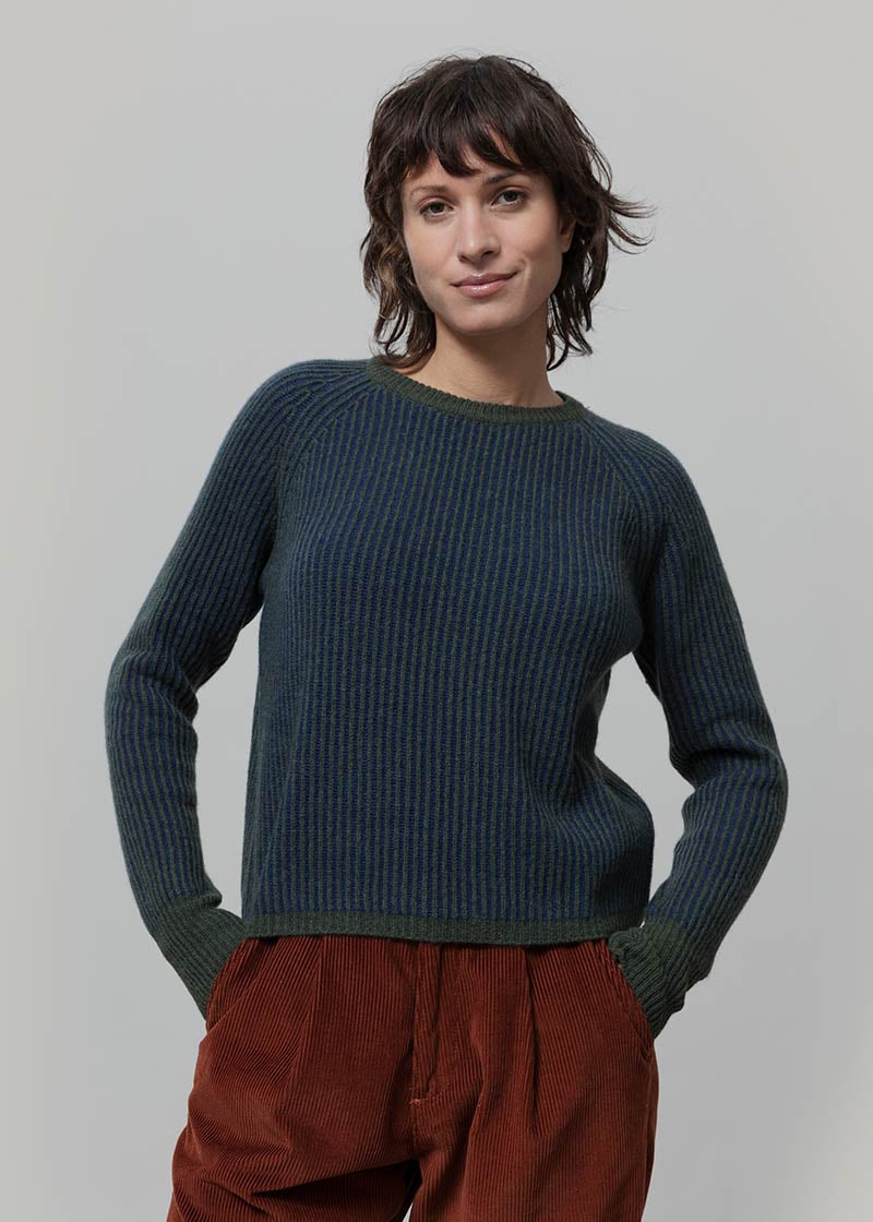 Maglione Cashmere Donna Cropped Emilia  - Rifò Lab Moda circolare made in Italy
Blu Verde