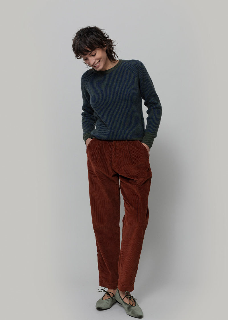 Maglione Cashmere Donna Cropped Emilia  - Rifò Lab Moda circolare made in Italy
Blu Verde