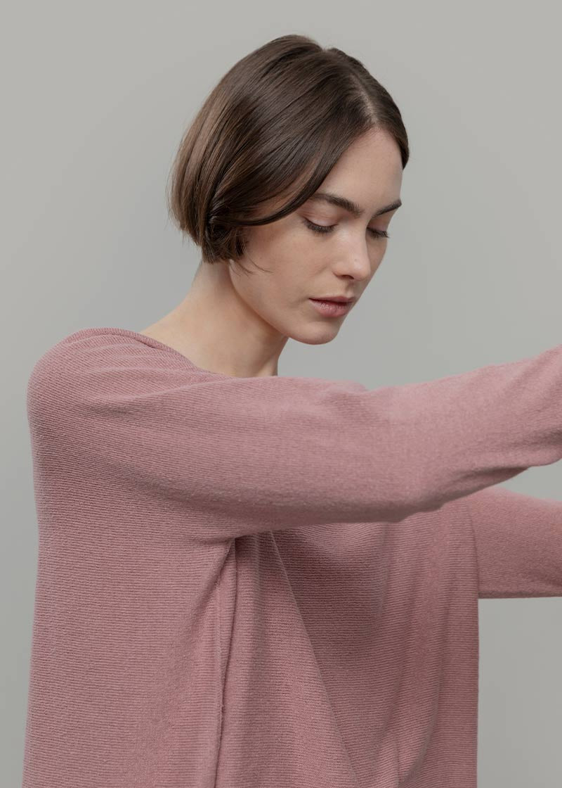 Maglia Seta Donna Daya - Maglia scollo a barca donna seta rigenerata - Rifò moda circolare made in Italy