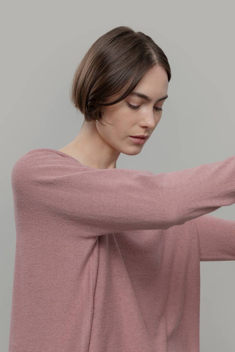 Maglia Seta Donna Daya - Maglia scollo a barca donna seta rigenerata - Rifò moda circolare made in Italy