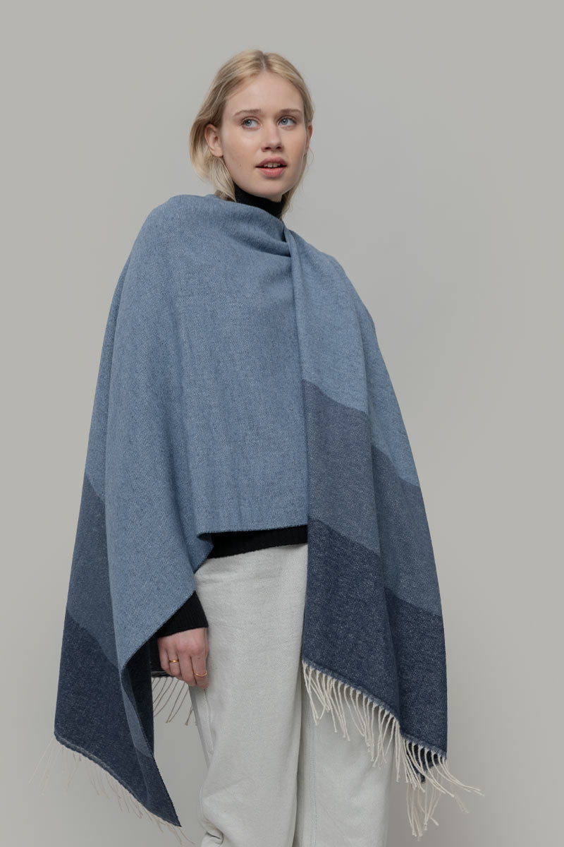 Mantella Poncho Donna Cotone Rigenerato Mila - Rifò Lab Moda circolare made in Italy 