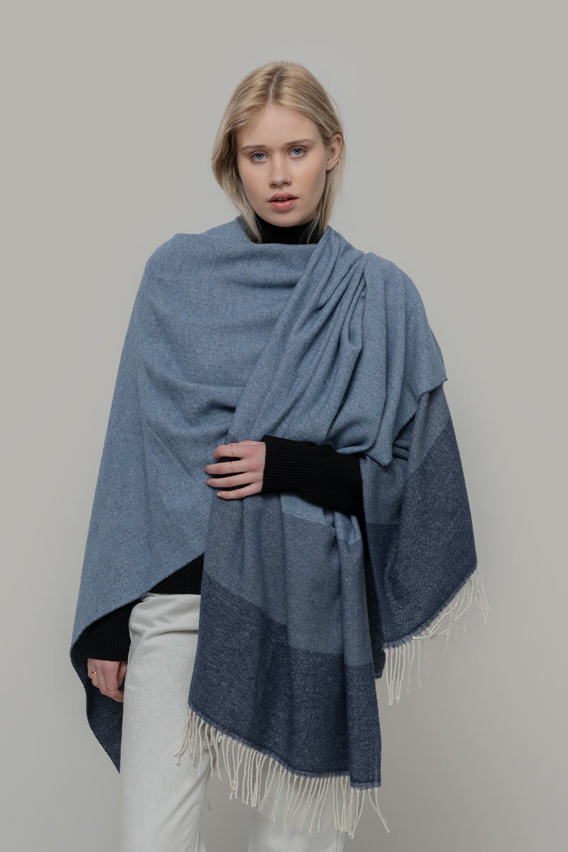 Mantella Poncho Donna Cotone Rigenerato Mila - Rifò Lab Moda circolare made in Italy 