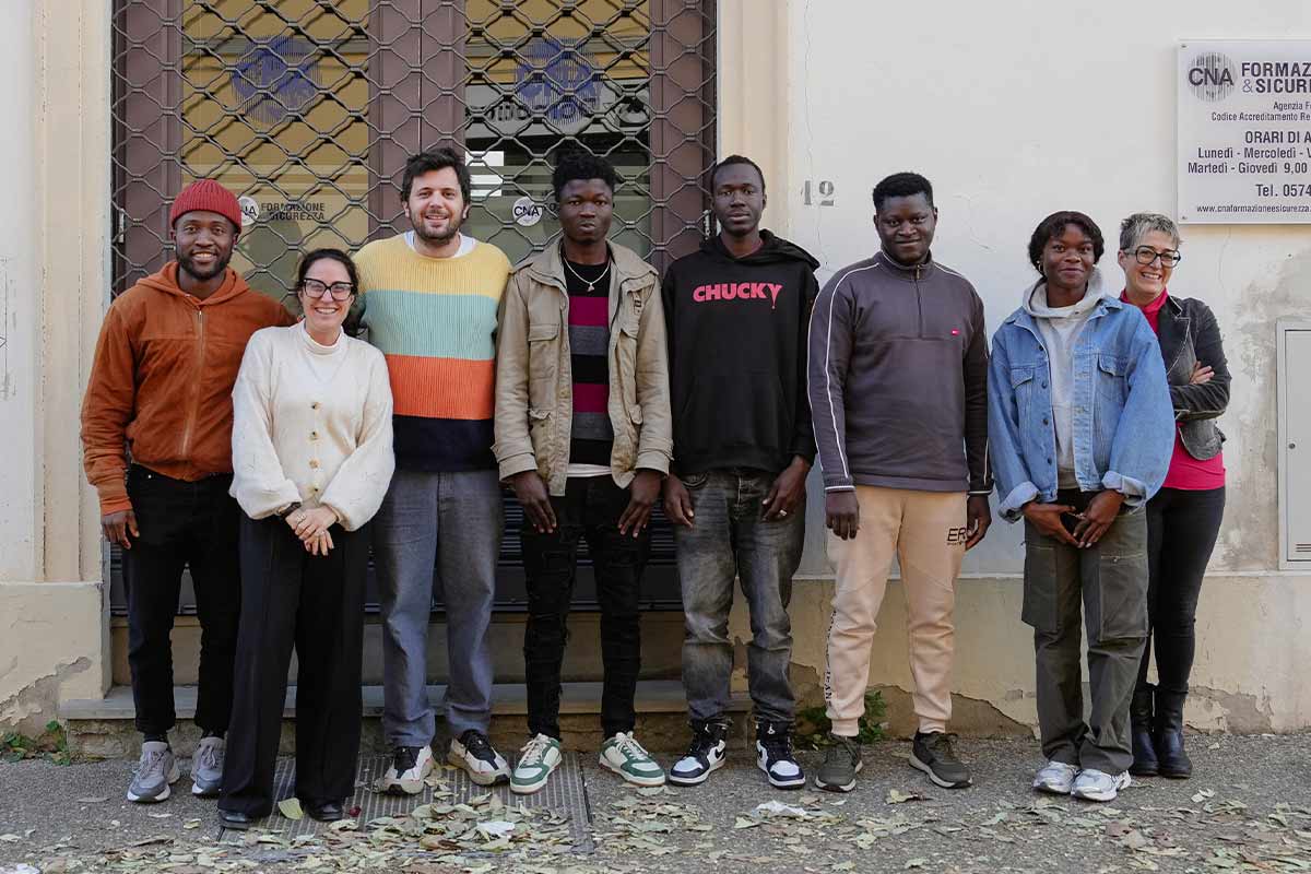 Nei Nostri Panni Progetto Sociale Rifò
