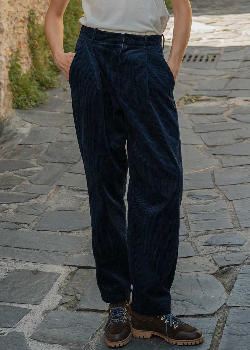 Pantaloni Chino Donna Velluto a Coste Blu Astrid - Rifò Lab Moda circolare made in Italy