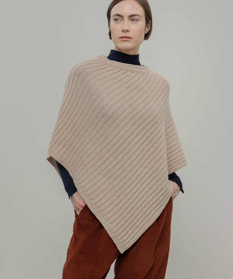 Mantella Donna Poncho Donna Lana Linda - Rifò Lab Moda circolare made in Italy