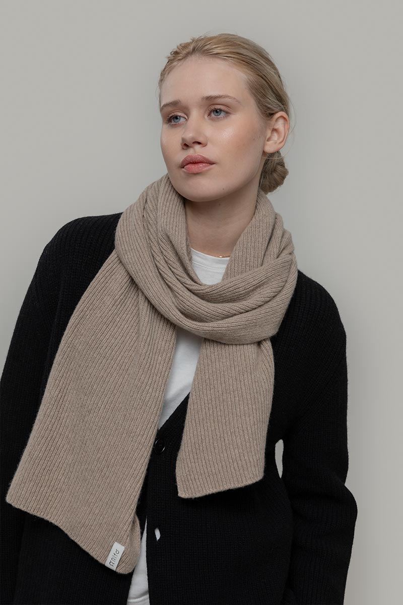 Sciarpa Cashmere Rigenerato Donna Uomo Federico - Rifò Lab Moda circolare made in Italy