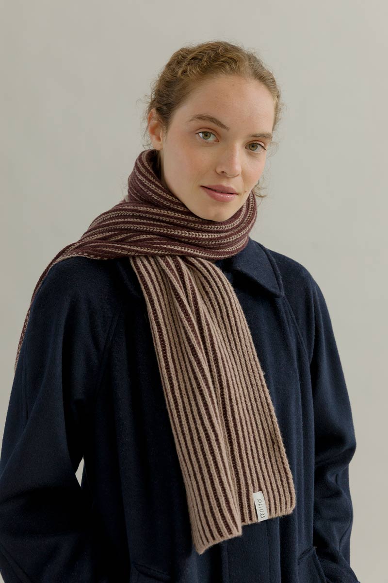 Sciarpa Cashmere Donna Uomo Rigenerato Beige Julia - Rifò Lab Moda circolare made in Italy