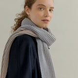 Sciarpa Cashmere Donna Uomo Rigenerato Grigia Azzurra Julia - Rifò Lab Moda circolare made in Italy
